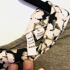 Grey floral collar blouse